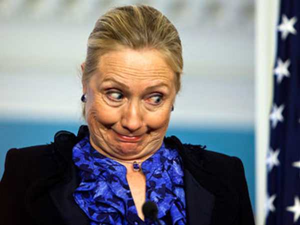 Hillary-Clinton-Making-Funny-Face-Image-For-Facebook.jpg